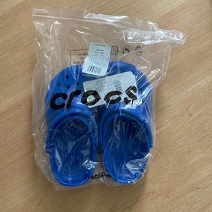 NWT Kids classic bolt blue CROCS size 1
